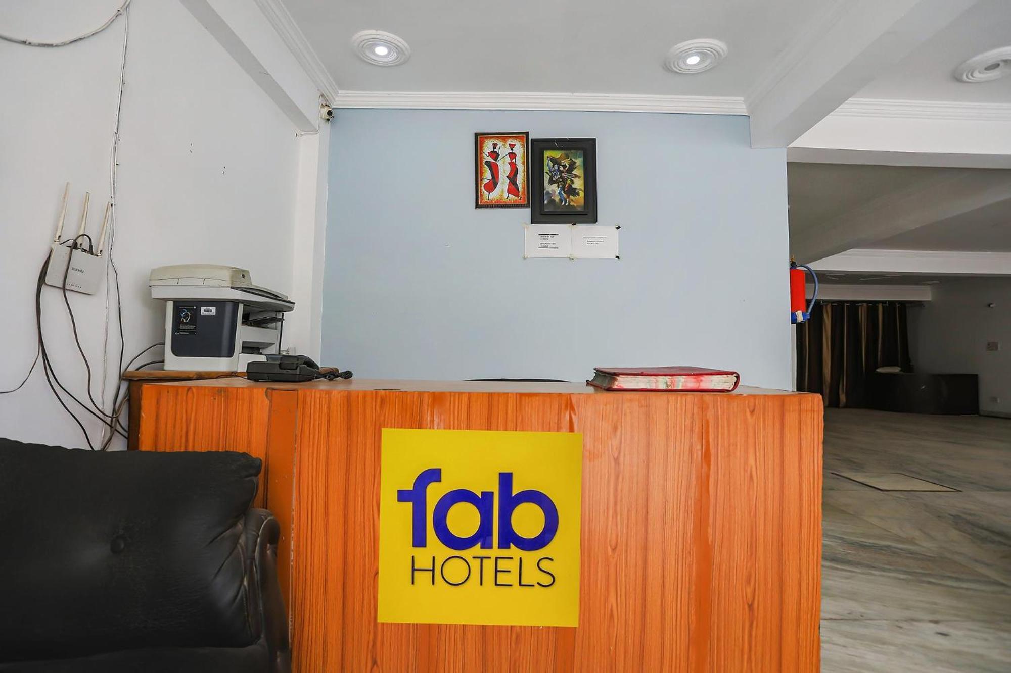 Fabexpress Samira Residency, Near Botanical Garden Hotel Ноида Екстериор снимка